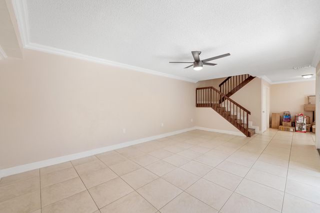 915 9th Way, West Palm Beach, FL 33407