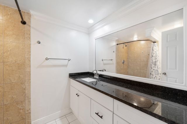 915 9th Way, West Palm Beach, FL 33407