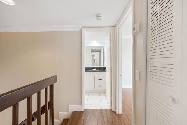 915 9th Way, West Palm Beach, FL 33407