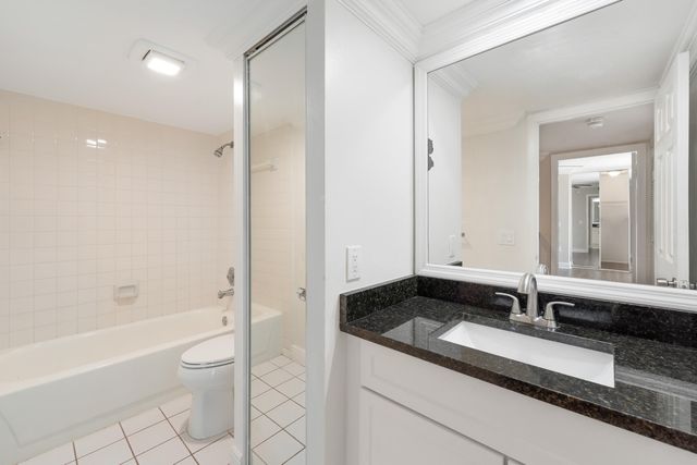 915 9th Way, West Palm Beach, FL 33407