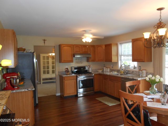 483 Coral Lane, Manahawkin, NJ 08050