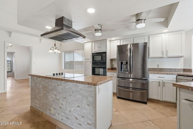 319 E HACKAMORE Street, Mesa, AZ 85201