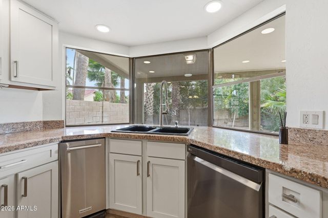 319 E HACKAMORE Street, Mesa, AZ 85201