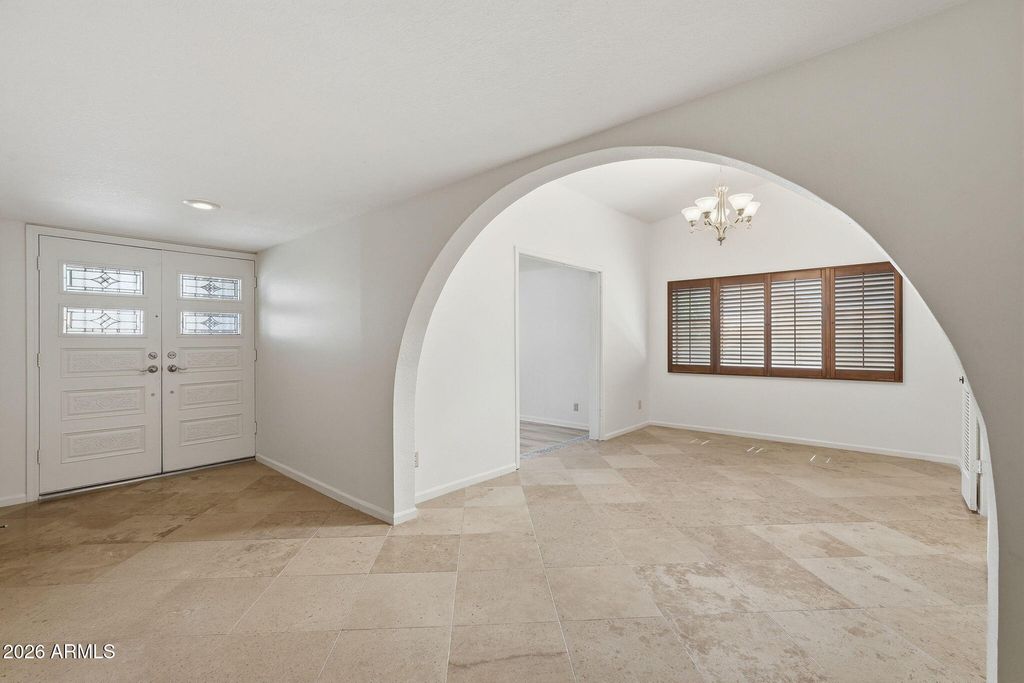 319 E HACKAMORE Street, Mesa, AZ 85201 — photo 5