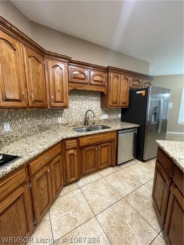 1801 Fianna Way, Fort Smith, AR 72908