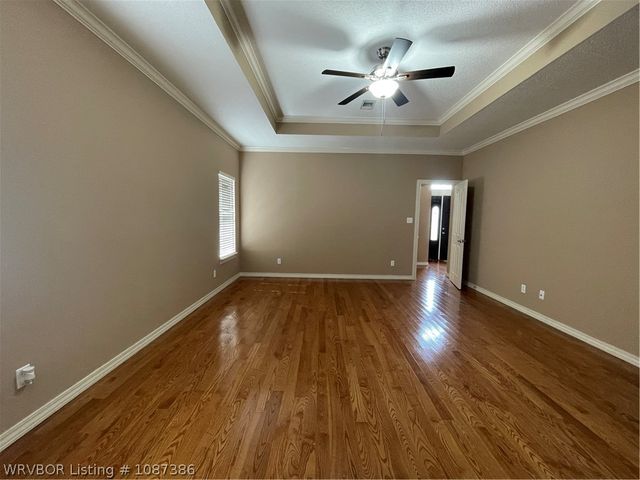 1801 Fianna Way, Fort Smith, AR 72908