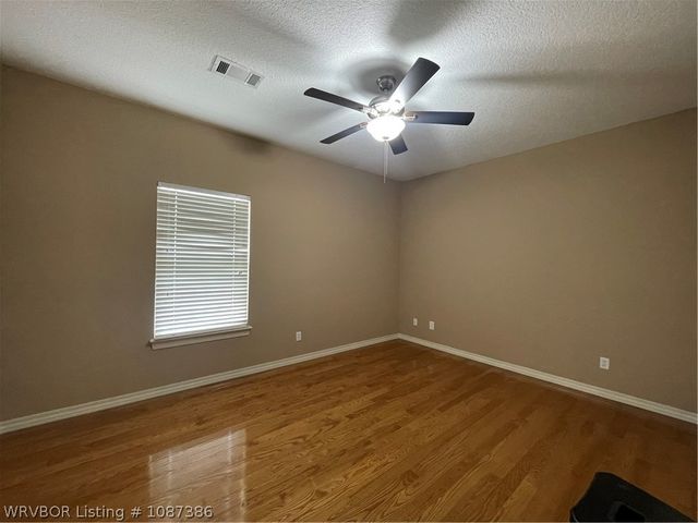 1801 Fianna Way, Fort Smith, AR 72908