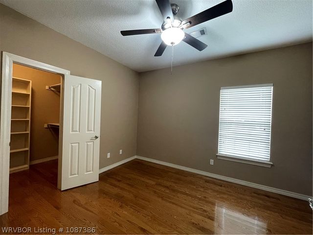 1801 Fianna Way, Fort Smith, AR 72908