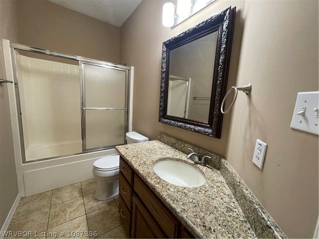 1801 Fianna Way, Fort Smith, AR 72908