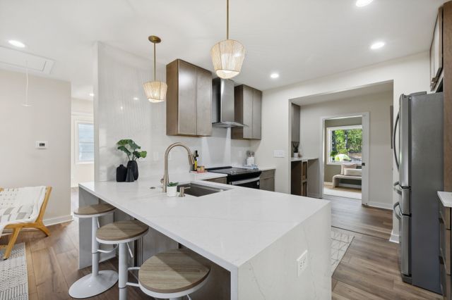 1502 Sevier Ct, Nashville, TN 37206