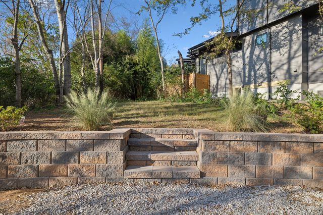 1502 Sevier Ct, Nashville, TN 37206