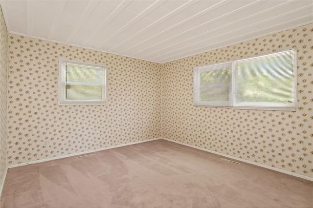 157 Hollybrook Road, Henrietta, NY 14623