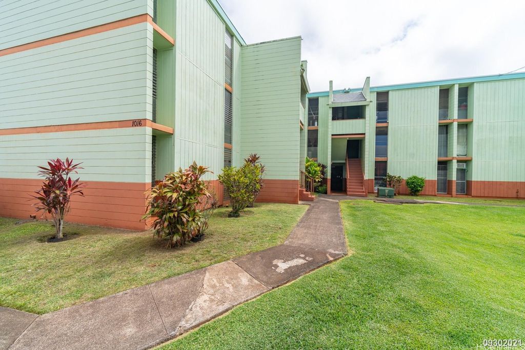 1016 Ehoeho Avenue 208, Wahiawa, HI 96786