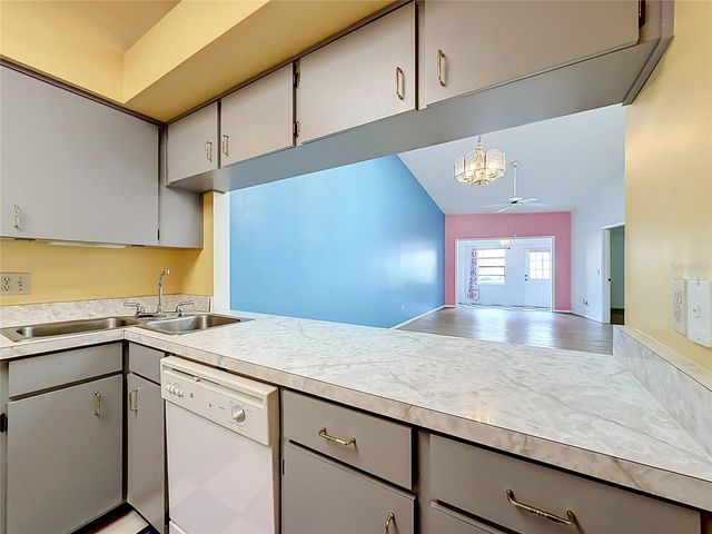 1423 OAK PLACE B, Apopka, FL 32712