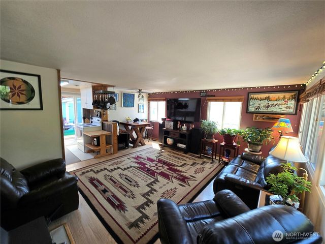 1311 N 155th street, Shoreline, WA 98133