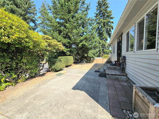 1311 N 155th street, Shoreline, WA 98133