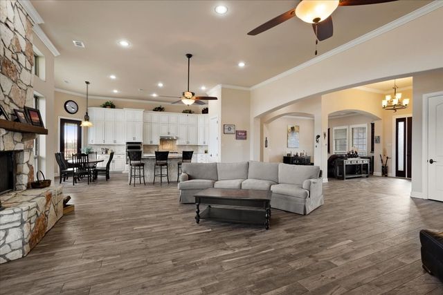 8636 Morgan Road, Blue Ridge, TX 75424