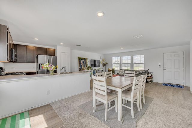 2406 Windrow LN, Lockhart, TX 78644