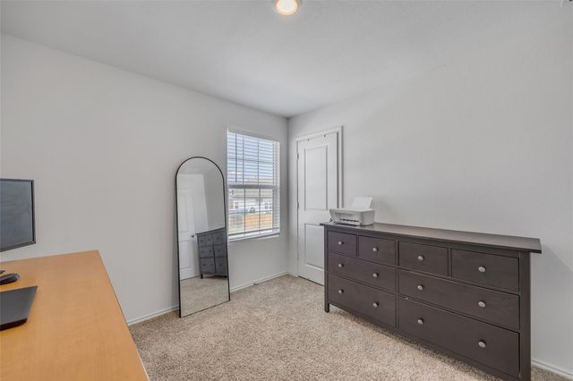 2406 Windrow LN, Lockhart, TX 78644