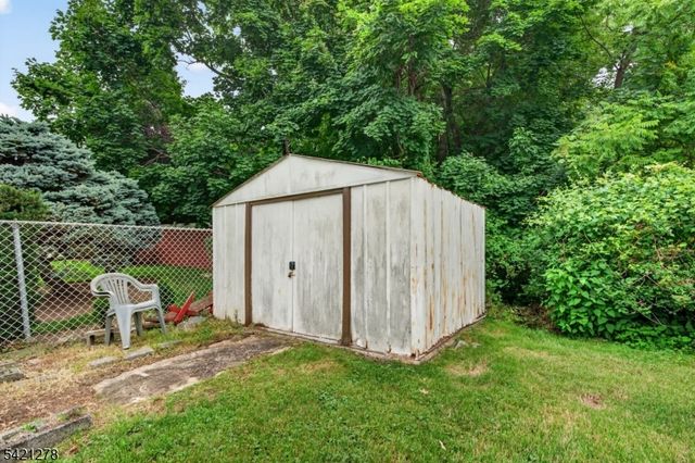 13 Johnson St, Scotch Plains Twp., NJ 07076