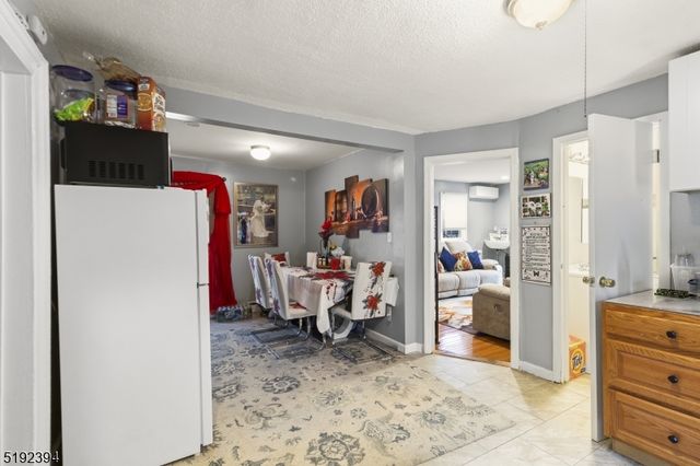 102 N 10Th St 2, Paterson City, NJ 07522