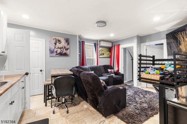 102 N 10Th St 2, Paterson City, NJ 07522