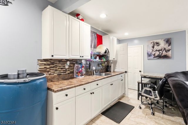 102 N 10Th St 2, Paterson City, NJ 07522