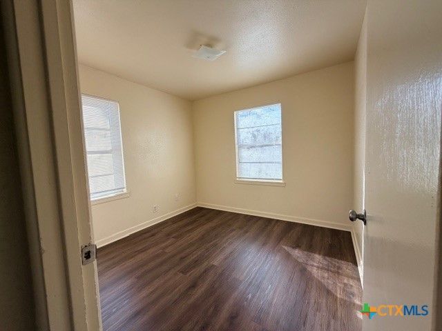 812 S 2nd Street, Killeen, TX 76541