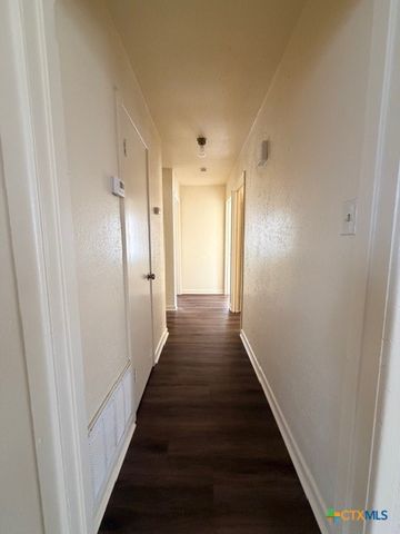 812 S 2nd Street, Killeen, TX 76541