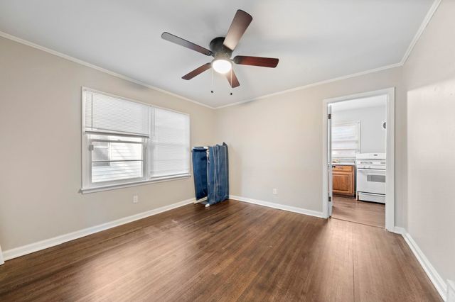 1435 W FLAMINGO DR, Memphis, TN 38117