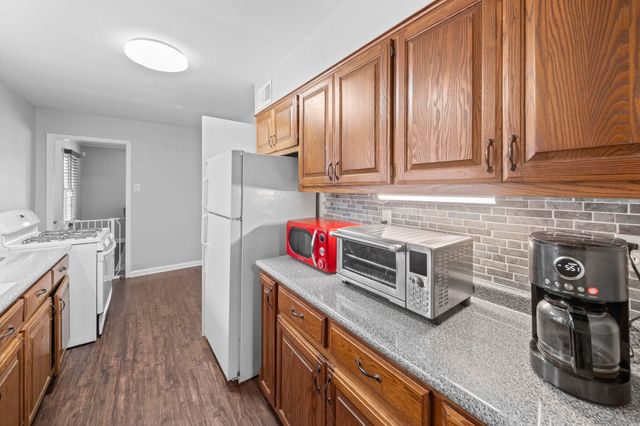 1435 W FLAMINGO DR, Memphis, TN 38117