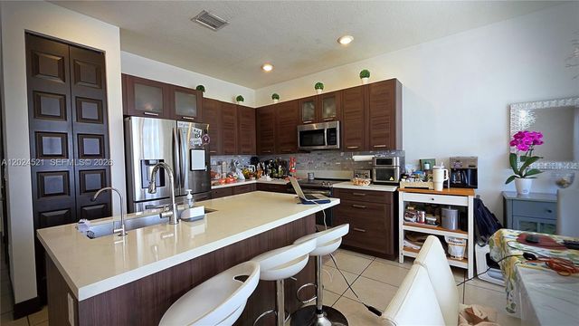 16017 NW 91st Ct, Miami Lakes, FL 33018