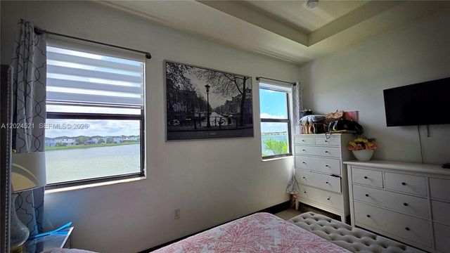 16017 NW 91st Ct, Miami Lakes, FL 33018