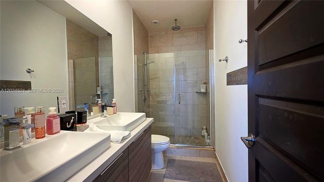 16017 NW 91st Ct, Miami Lakes, FL 33018