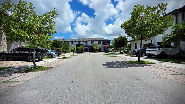 16017 NW 91st Ct, Miami Lakes, FL 33018