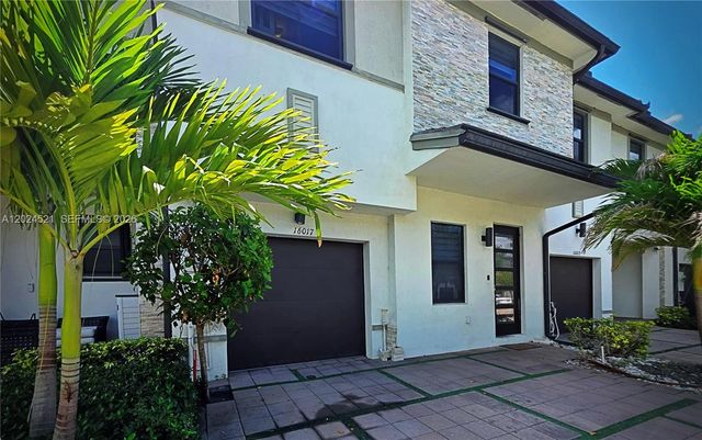 16017 NW 91st Ct, Miami Lakes, FL 33018