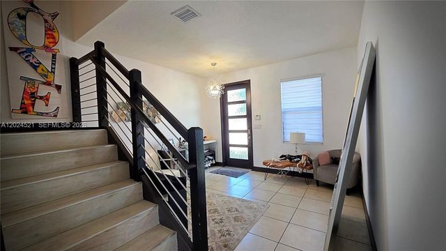 16017 NW 91st Ct, Miami Lakes, FL 33018