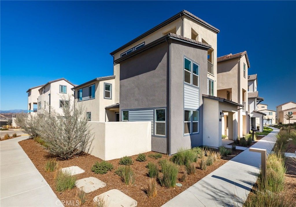 27304 Bear Paw Lane, Valencia, CA 91355 — photo 2
