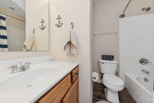 3826 Golden Meadow Court, Batavia Twp, OH 45102