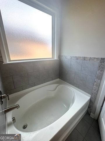 312 Basel Way, Hampton, GA 30228