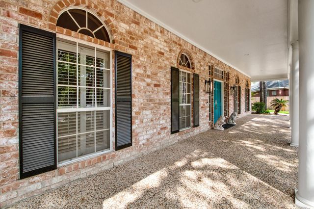 13718 Gainesway Drive, Cypress, TX 77429