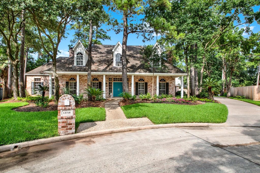 13718 Gainesway Drive, Cypress, TX 77429