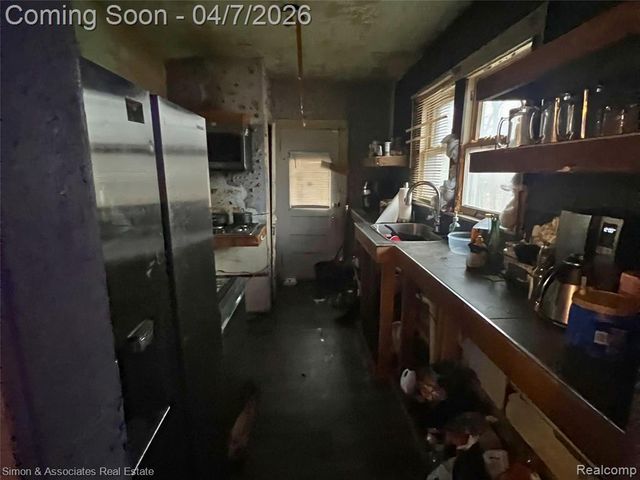 10398 Violetlawn Street, Detroit, MI 48204