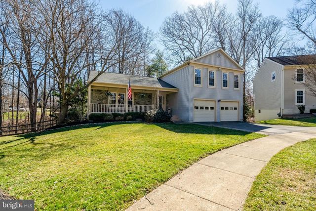 5903 FULTONS LANDING CT, Burke, VA 22015