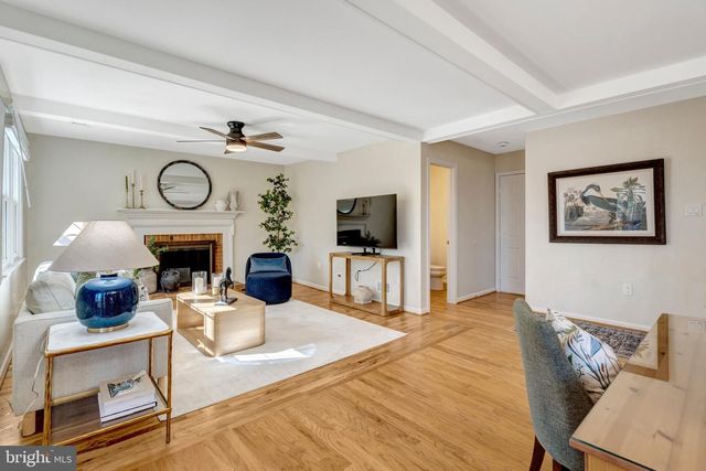 5903 FULTONS LANDING CT, Burke, VA 22015