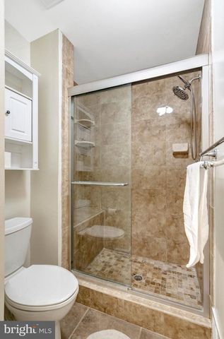 5903 FULTONS LANDING CT, Burke, VA 22015