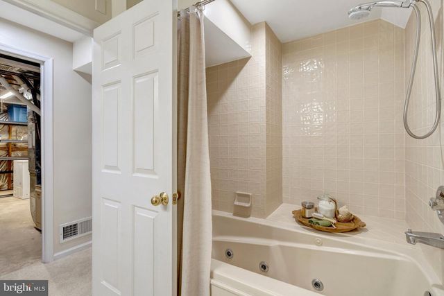 5903 FULTONS LANDING CT, Burke, VA 22015