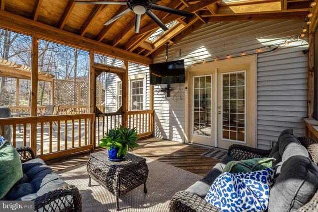 5903 FULTONS LANDING CT, Burke, VA 22015