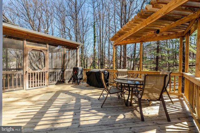 5903 FULTONS LANDING CT, Burke, VA 22015