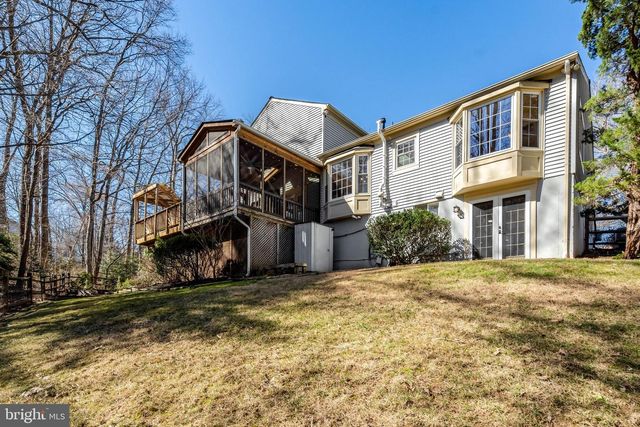 5903 FULTONS LANDING CT, Burke, VA 22015